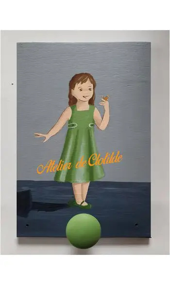 Porte manteau petite fille